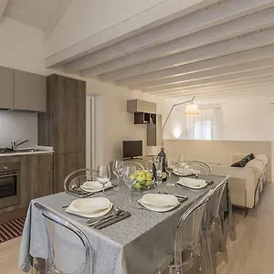 Apartment Ca' Rossini 2, Venice